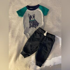 Carter’s | Dog Print Short Sleeve Onesie with pants outfit | 6 mo